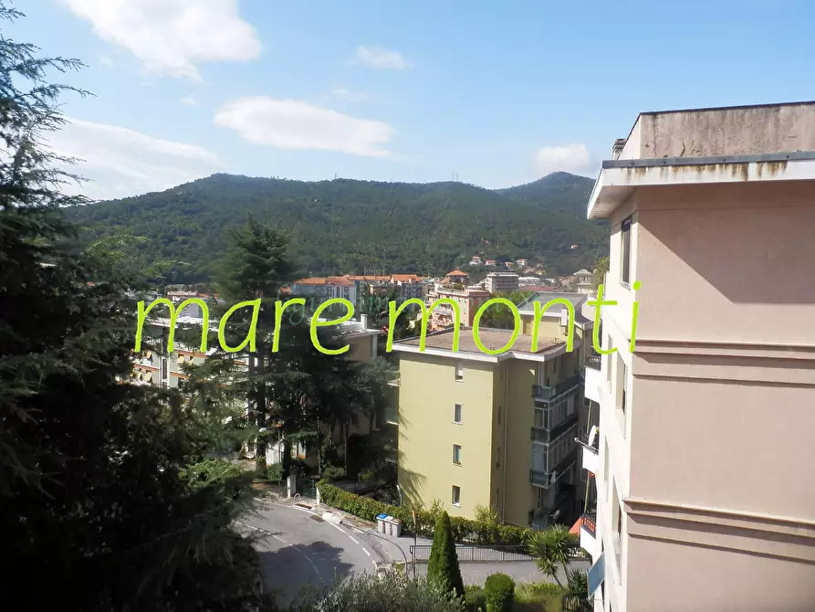 Immagine 21 di Appartamento in vendita  in via la rusca 25 a Savona