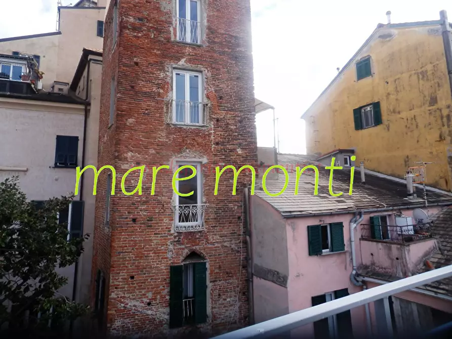 Immagine 6 di Appartamento in vendita  in via dei cassari a Savona