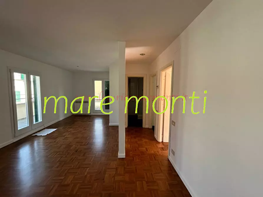 Immagine 33 di Appartamento in vendita  in via dei cassari a Savona