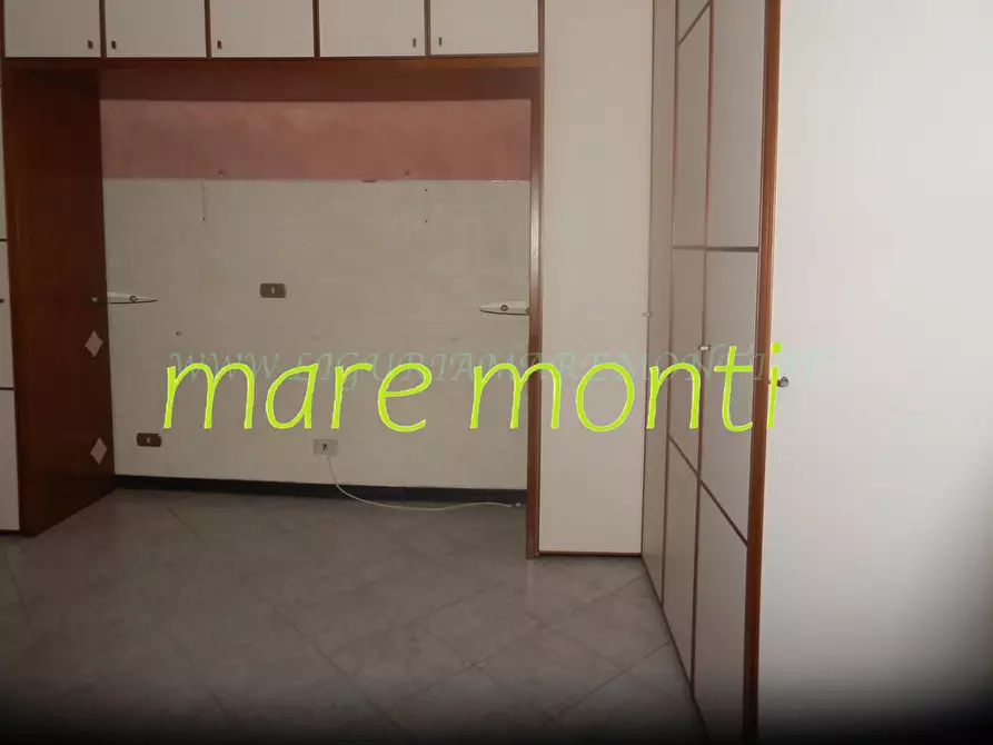 Immagine 4 di Appartamento in vendita  in via santuario a Savona