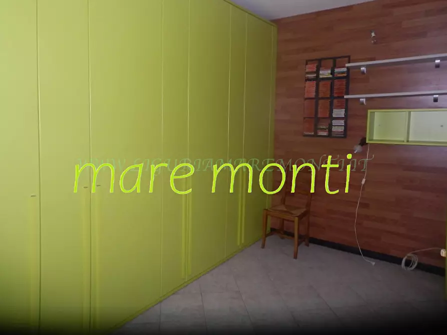 Immagine 8 di Appartamento in vendita  in via santuario a Savona