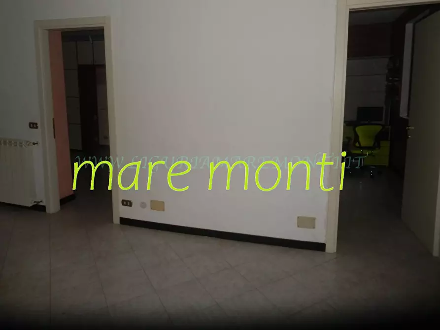 Immagine 14 di Appartamento in vendita  in via santuario a Savona