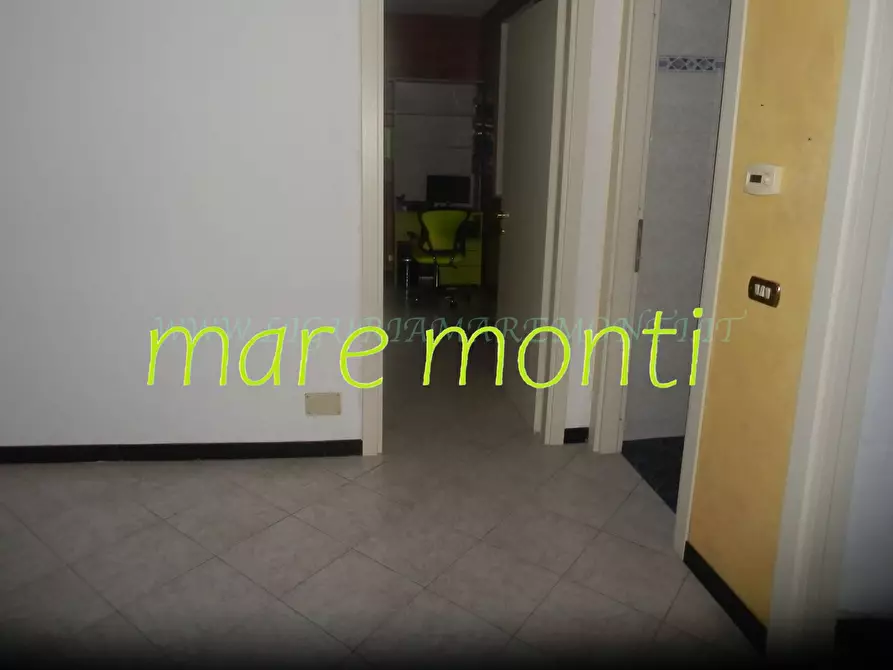 Immagine 15 di Appartamento in vendita  in via santuario a Savona