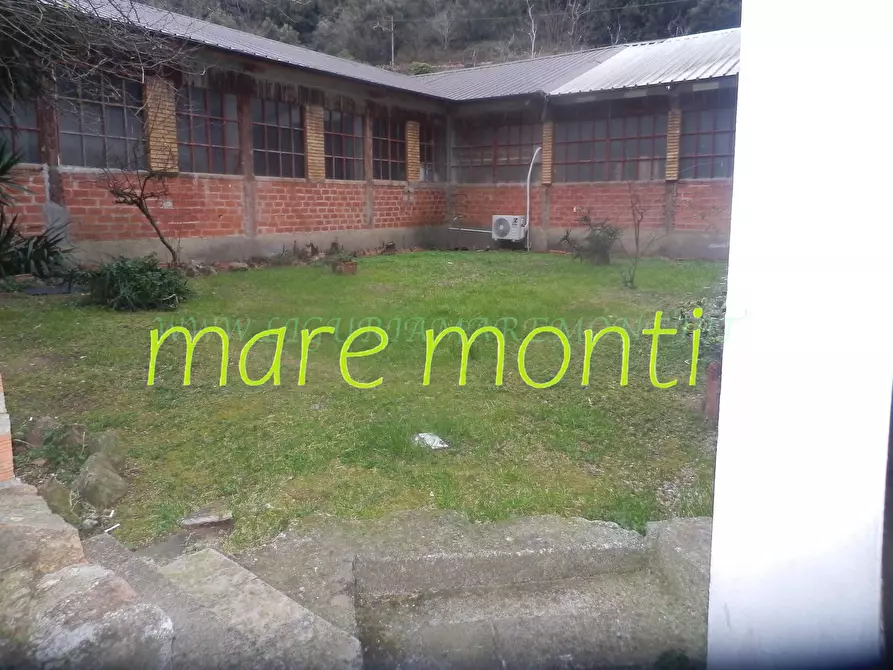 Immagine 24 di Appartamento in vendita  in via santuario a Savona