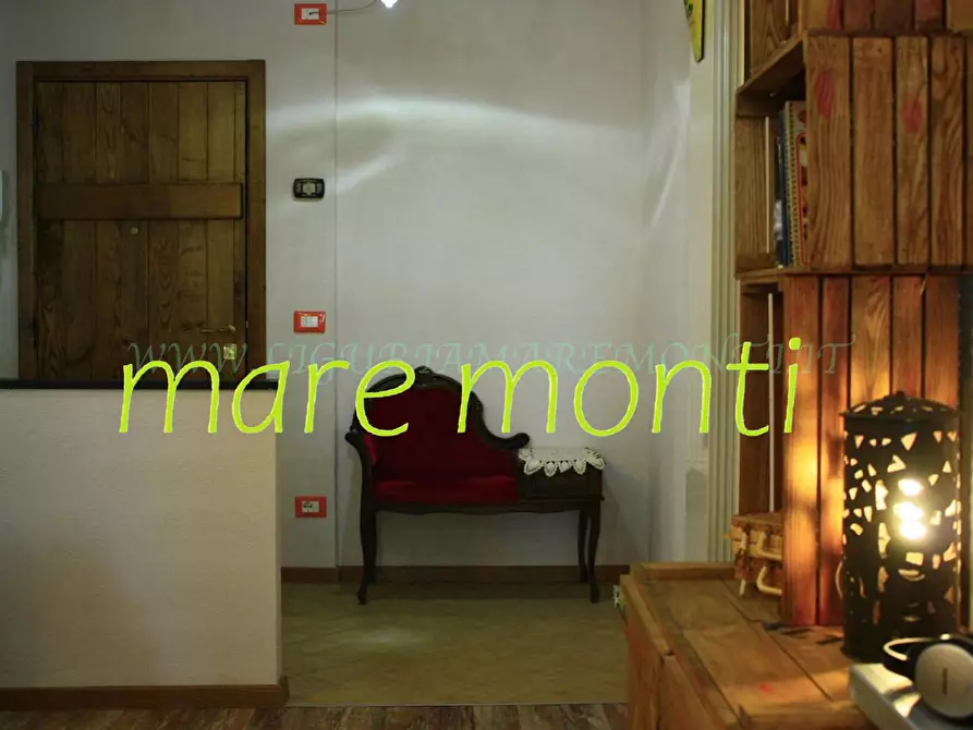 Immagine 9 di Appartamento in vendita  in via untoria a Savona