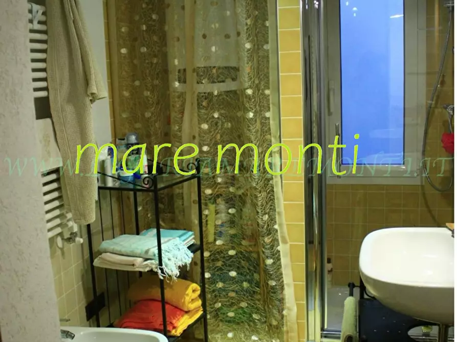 Immagine 16 di Appartamento in vendita  in via untoria a Savona