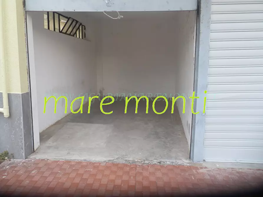 Immagine 3 di Box auto in vendita  in via nizza 40 a Savona