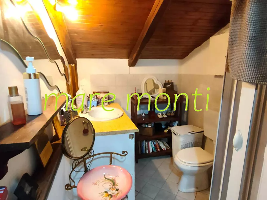 Immagine 9 di Casa indipendente in vendita  in località san giacomo a Varazze