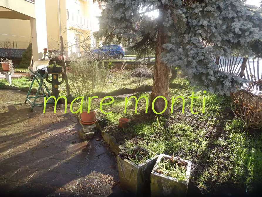 Immagine 5 di Appartamento in vendita  in via della costitutzione a Cairo Montenotte