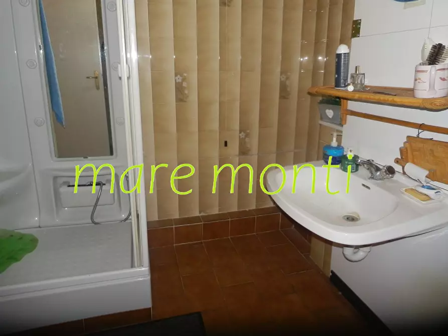 Immagine 9 di Appartamento in vendita  in via negri 7 a Savona