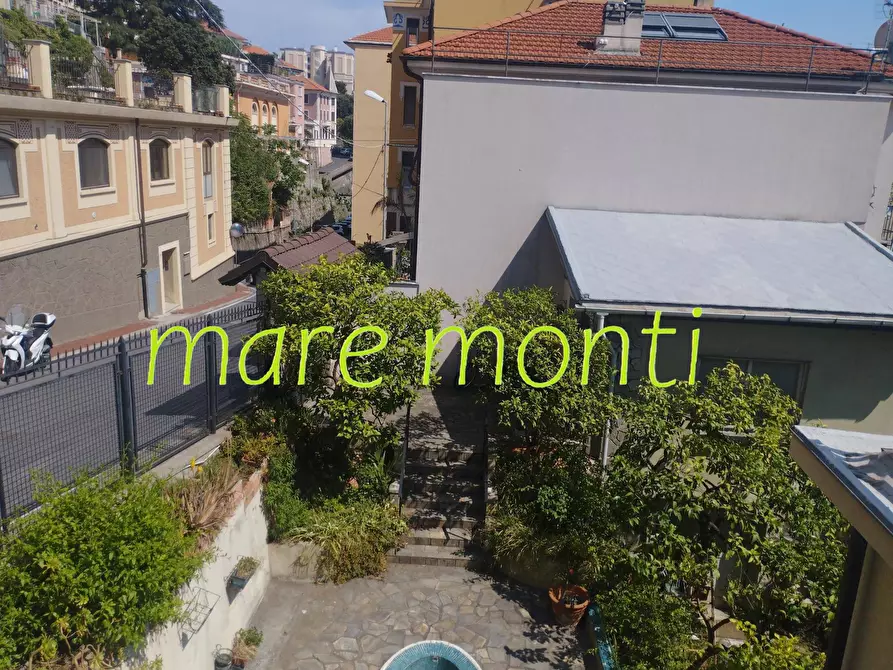 Immagine 9 di Appartamento in vendita  in via de mari a Savona