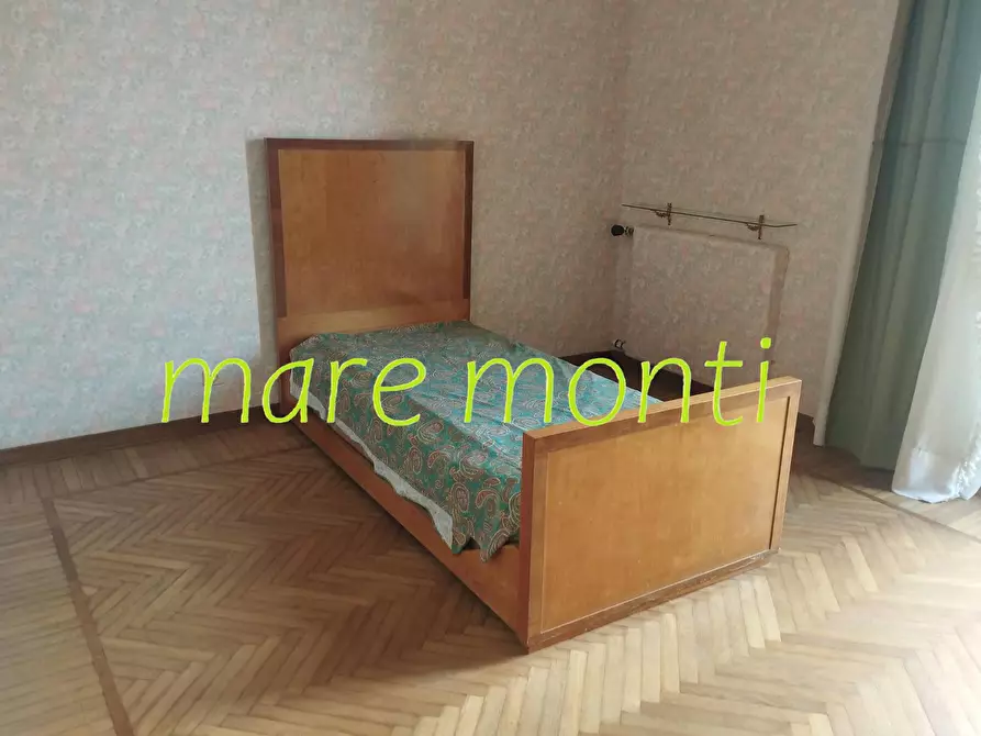 Immagine 10 di Appartamento in vendita  in via de mari a Savona