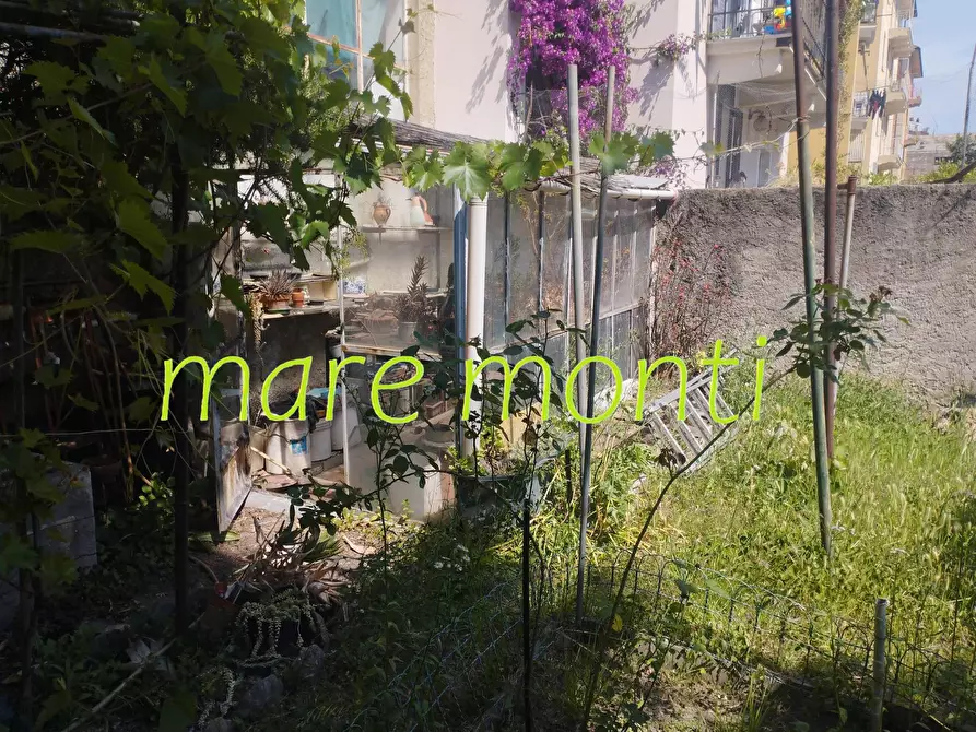 Immagine 28 di Appartamento in vendita  in via de mari a Savona