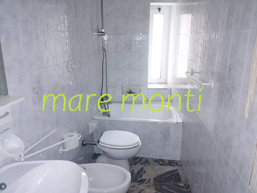 Immagine 9 di Appartamento in vendita  in via repusseno a Savona