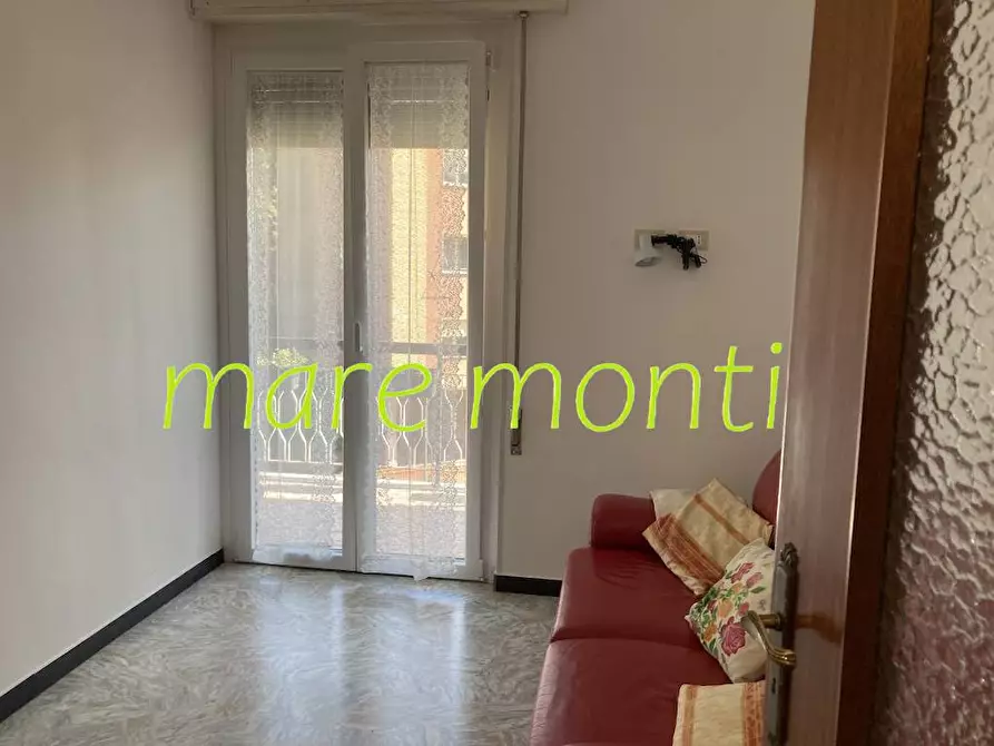 Immagine 8 di Appartamento in vendita  in via mignone a Savona