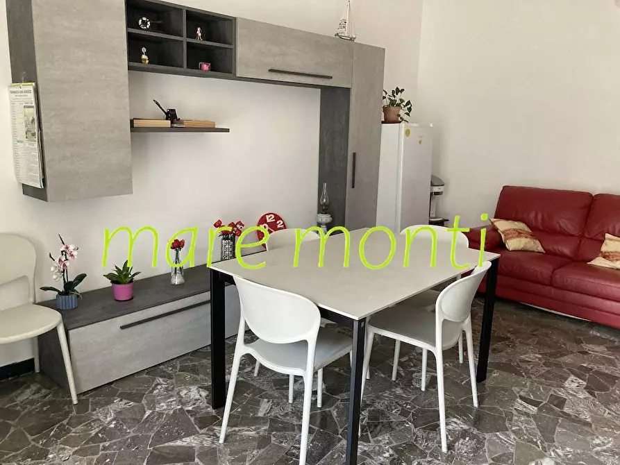 Immagine 17 di Appartamento in vendita  in via mignone a Savona