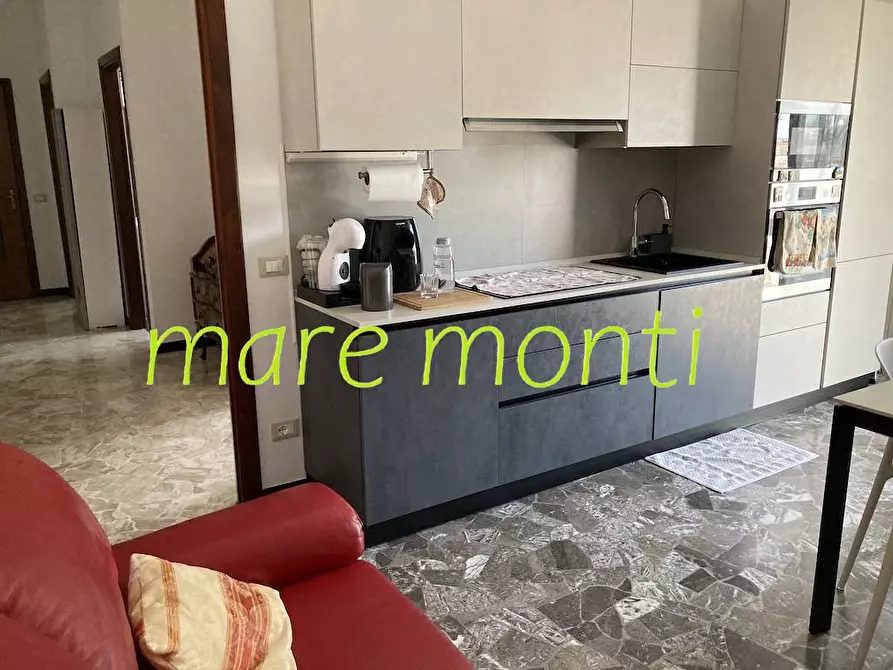 Immagine 19 di Appartamento in vendita  in via mignone a Savona
