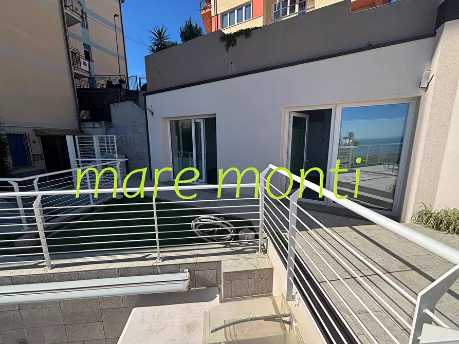 Immagine 45 di Appartamento in vendita  in via gentile 52 a Albissola Marina