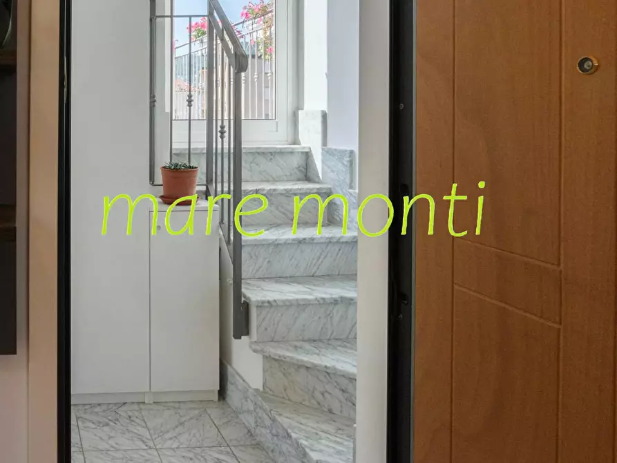 Immagine 8 di Appartamento in vendita  in via cadorna a Savona