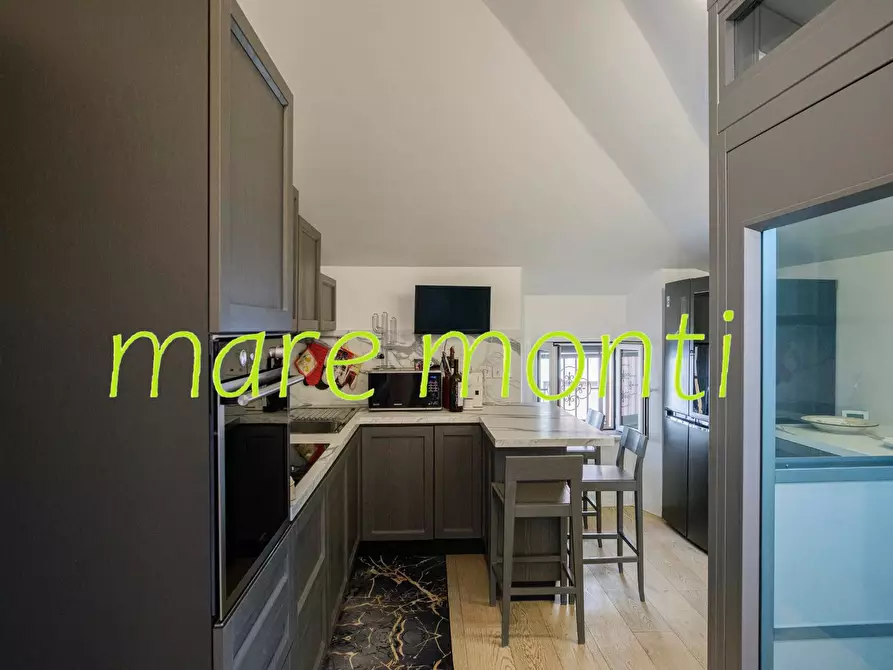 Immagine 25 di Appartamento in vendita  in via cadorna a Savona