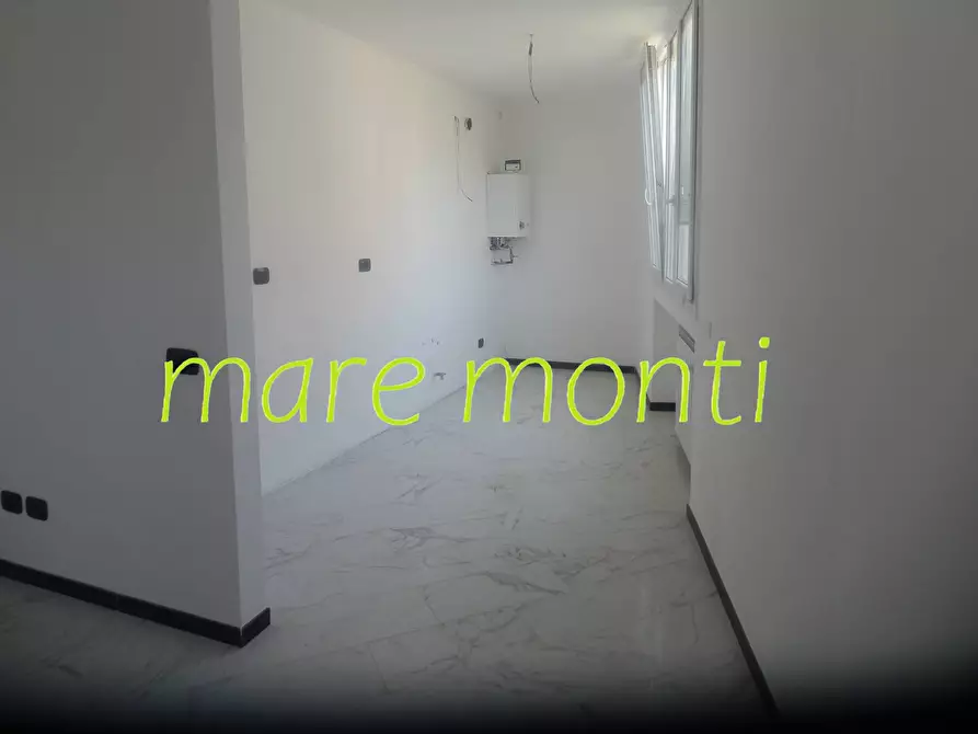 Immagine 16 di Appartamento in vendita  in via nizza 44 a Savona