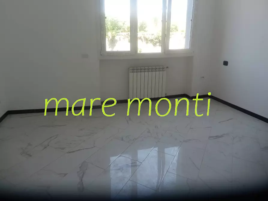 Immagine 20 di Appartamento in vendita  in via nizza 44 a Savona