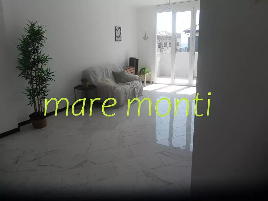 Immagine 21 di Appartamento in vendita  in via nizza 44 a Savona