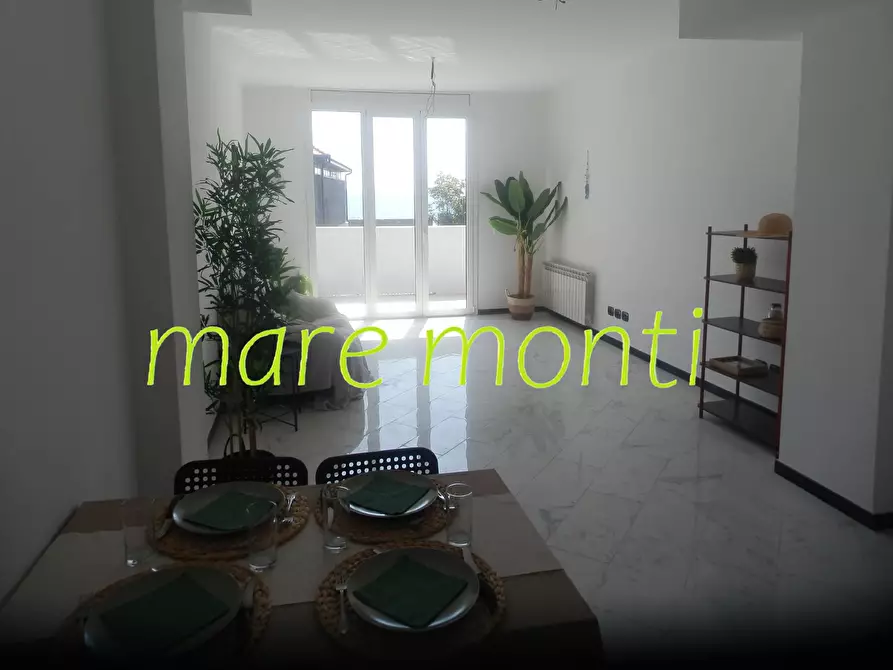 Immagine 2 di Appartamento in vendita  in via nizza 44 a Savona