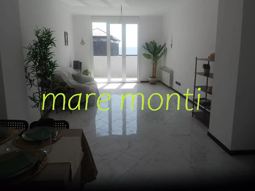 Immagine 15 di Appartamento in vendita  in via nizza 44 a Savona