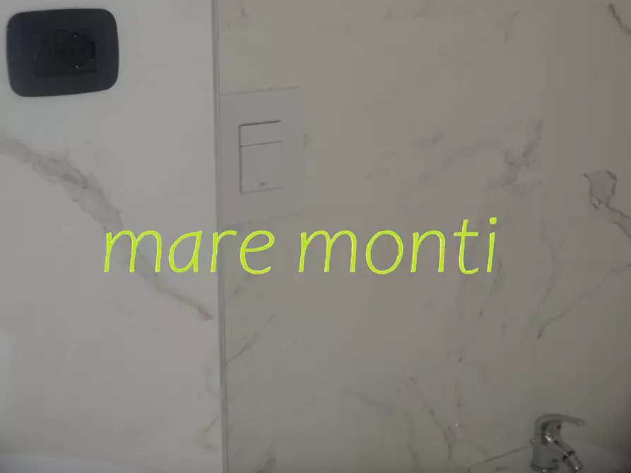 Immagine 27 di Appartamento in vendita  in via nizza 44 a Savona