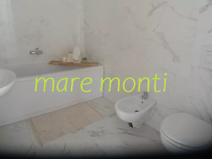 Immagine 29 di Appartamento in vendita  in via nizza 44 a Savona