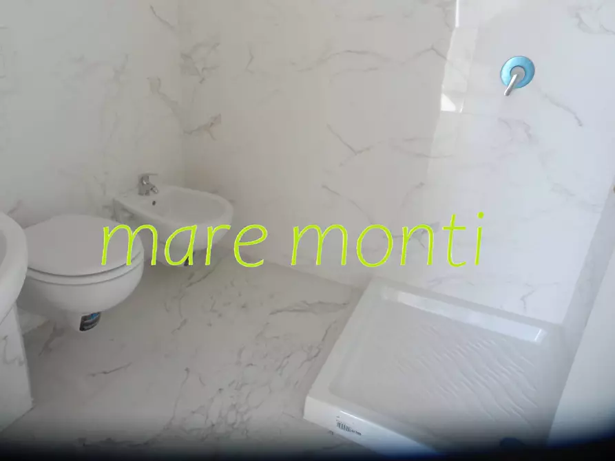 Immagine 30 di Appartamento in vendita  in via nizza 44 a Savona