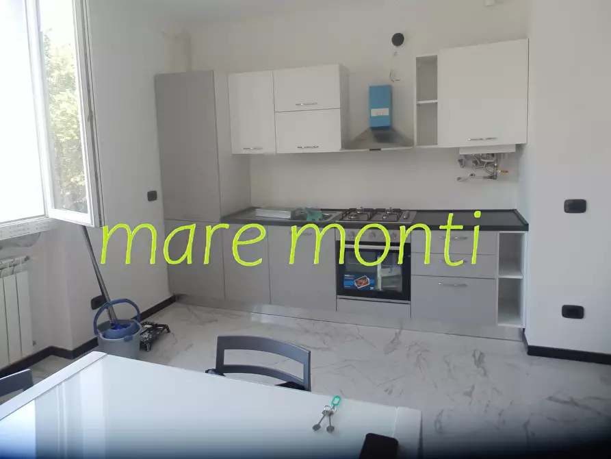 Immagine 34 di Appartamento in vendita  in via nizza 44 a Savona
