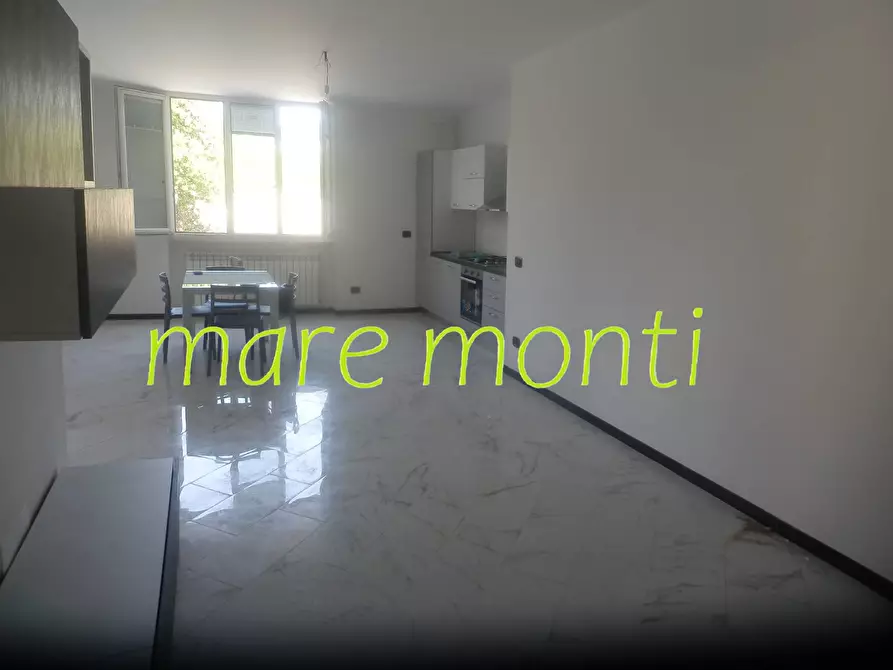 Immagine 35 di Appartamento in vendita  in via nizza 44 a Savona