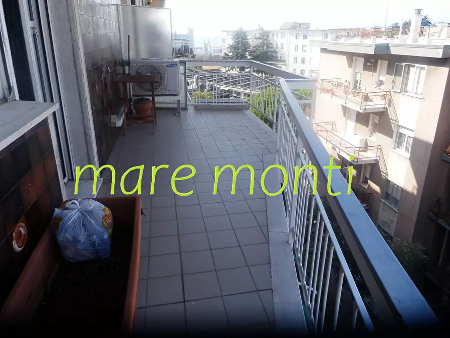 Immagine 39 di Appartamento in vendita  in via genova 17 a Savona