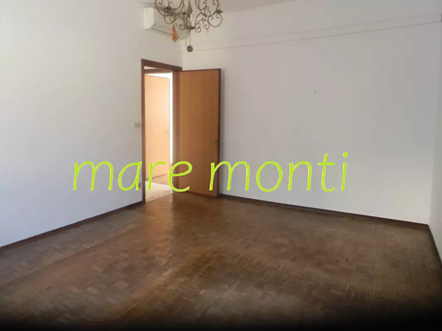 Immagine 10 di Appartamento in vendita  in via de mari 7A a Savona