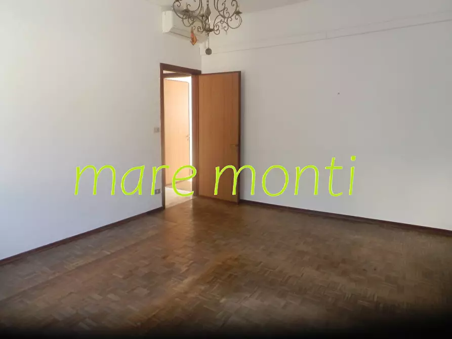 Immagine 11 di Appartamento in vendita  in via de mari 7A a Savona