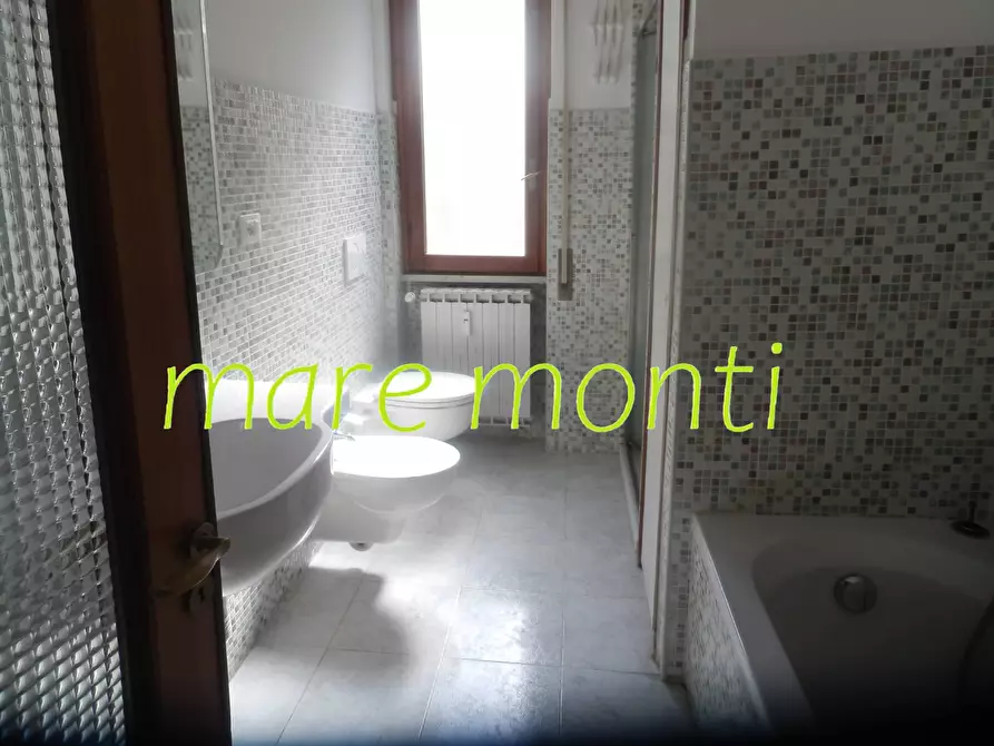 Immagine 14 di Appartamento in vendita  in via de mari 7A a Savona