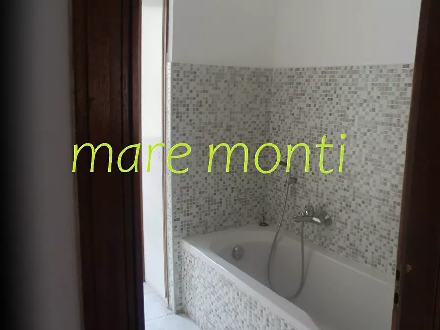 Immagine 41 di Appartamento in vendita  in via de mari 7A a Savona