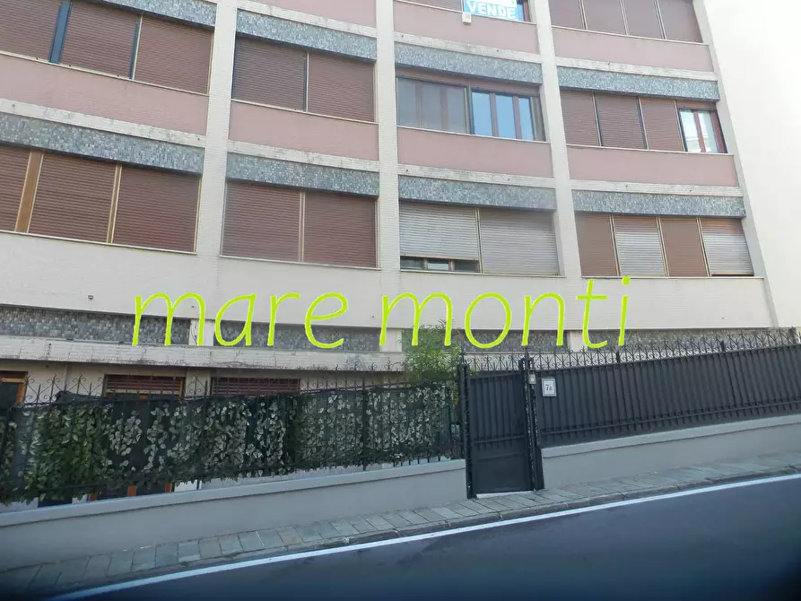 Immagine 52 di Appartamento in vendita  in via de mari 7A a Savona