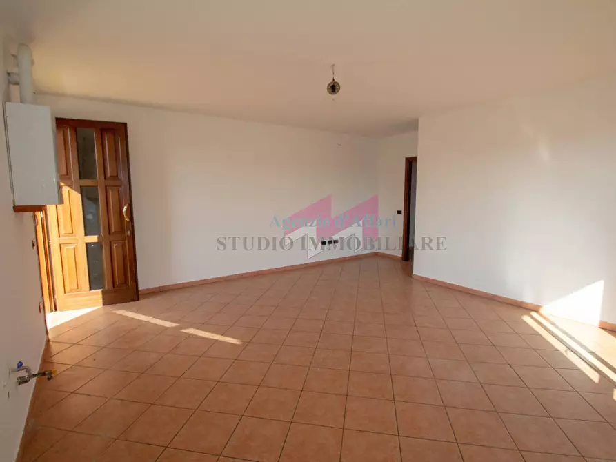 Immagine 3 di Appartamento in vendita  in via Livia Bianchi 25/5 a Melara