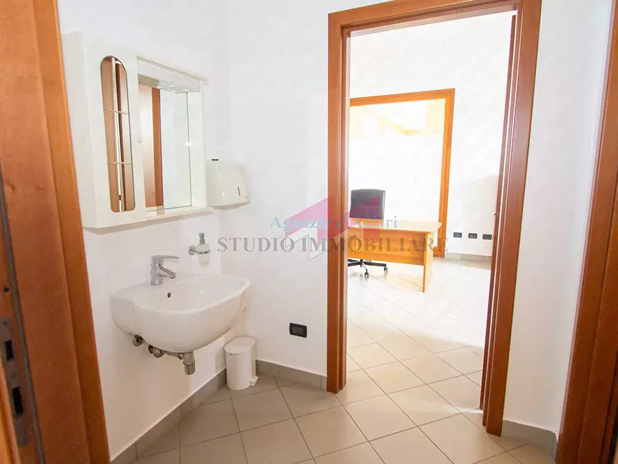 Immagine 6 di Ufficio in affitto  in Via Mazzini 96 a Bergantino