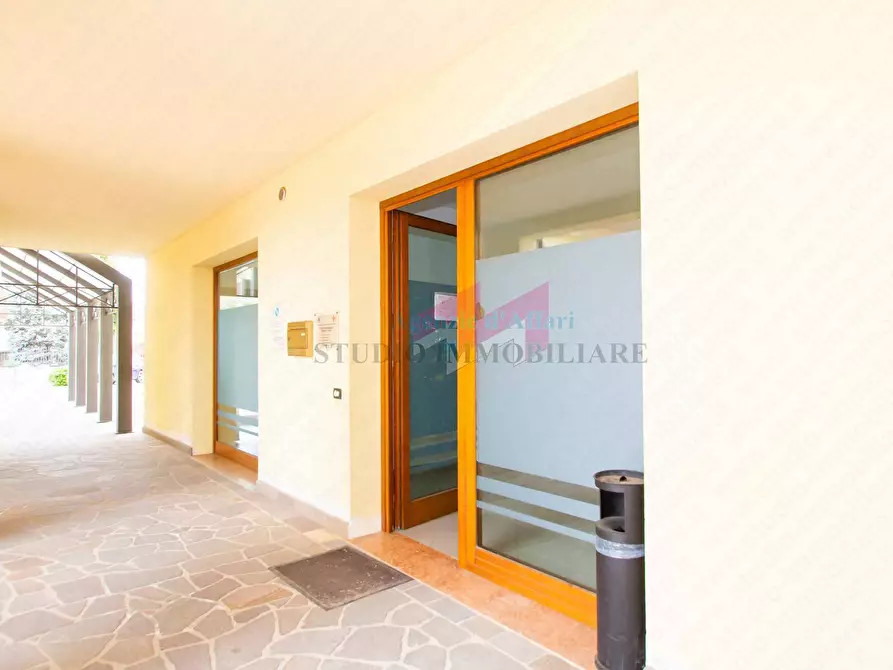 Immagine 10 di Ufficio in affitto  in Via Mazzini 96 a Bergantino