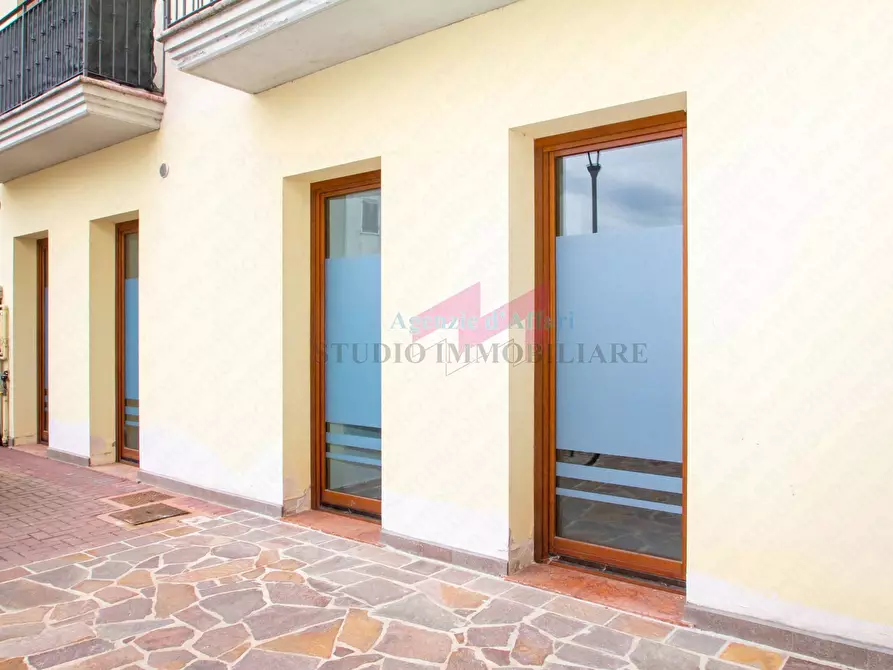 Immagine 11 di Ufficio in affitto  in Via Mazzini 96 a Bergantino