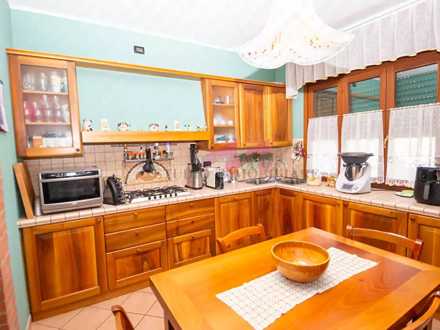 Immagine 4 di Appartamento in vendita  in via vittorio Emanuele 135 a Bergantino