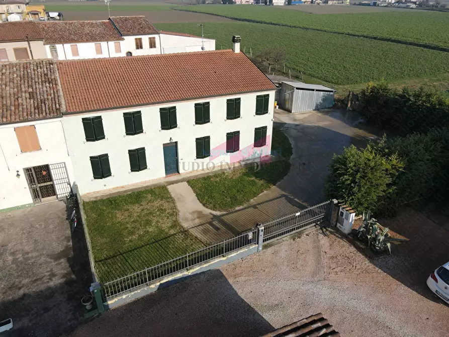 Immagine 1 di Casa semindipendente in vendita  in via Santo Stefano 20 a Melara