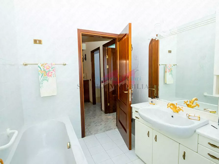 Immagine 20 di Casa indipendente in vendita  in via Sant'Antonio 124 a Bergantino