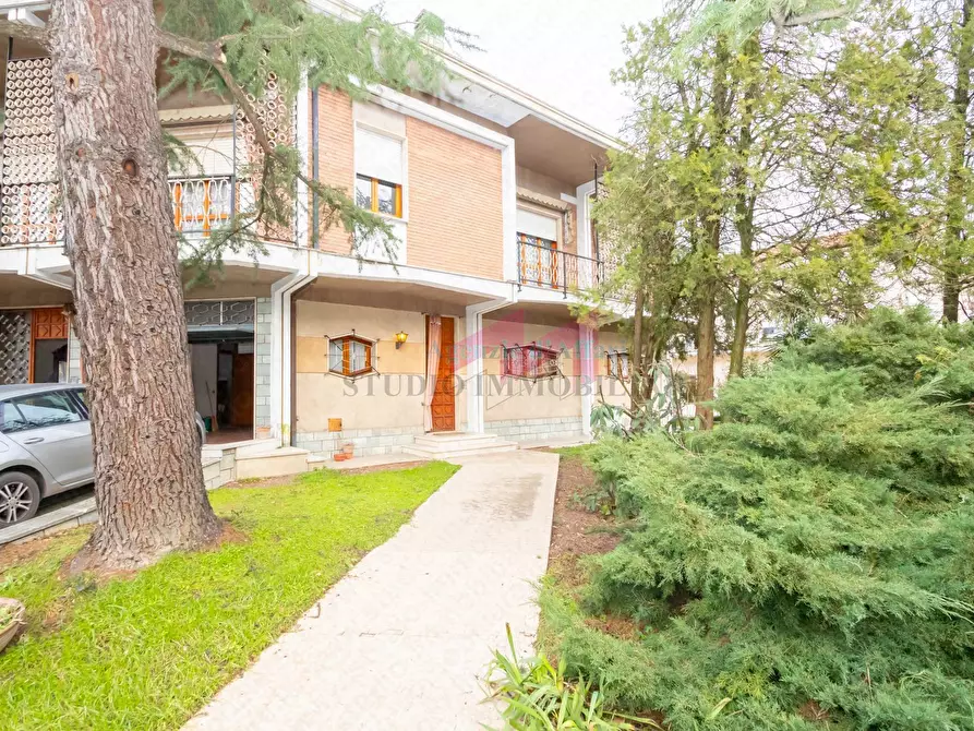 Immagine 24 di Villa in vendita  in via don Emilio Caiola 30 a Ostiglia