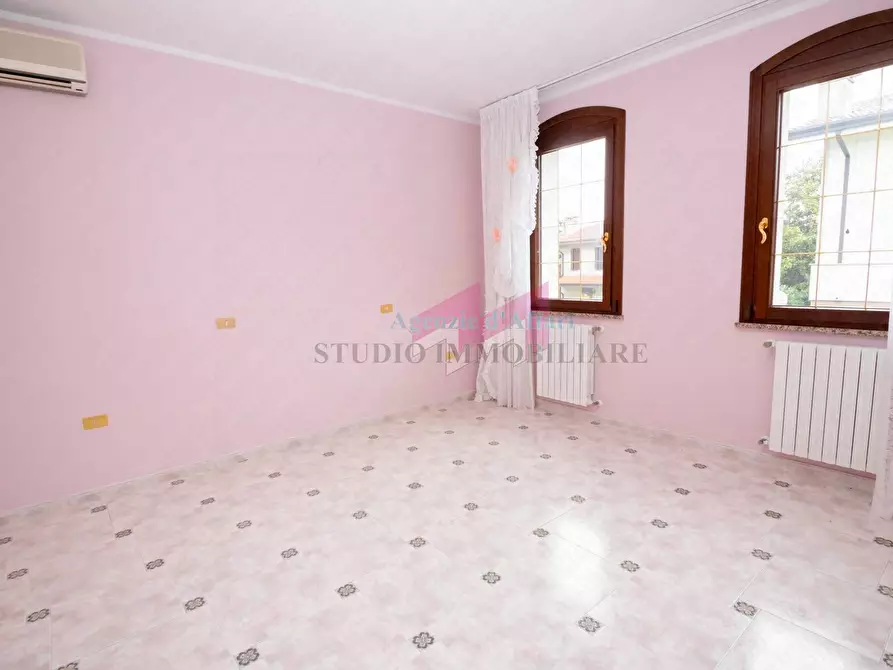 Immagine 8 di Villa in vendita  in via Papa Giovanni XXIII 104 a Calto