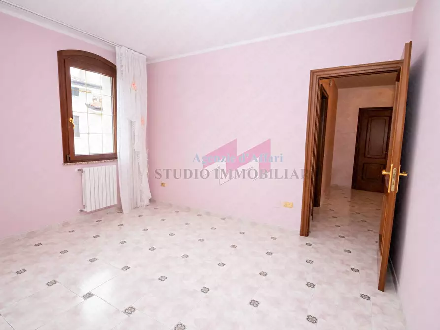 Immagine 9 di Villa in vendita  in via Papa Giovanni XXIII 104 a Calto